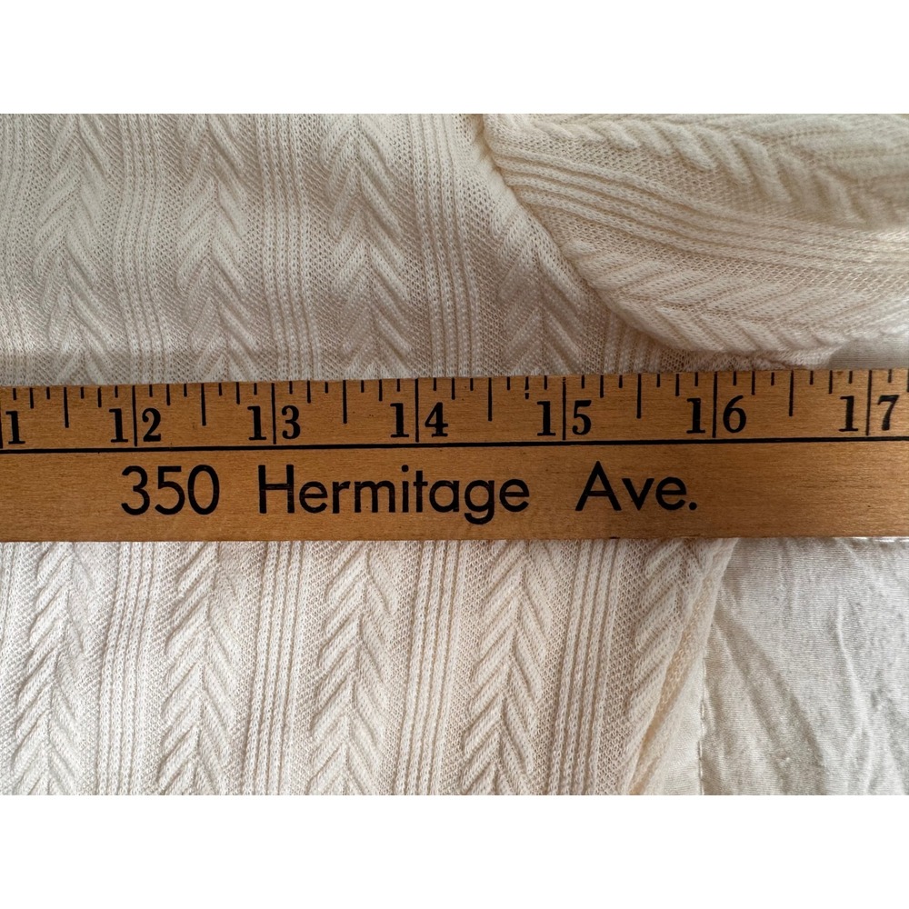 Minimalist Cream White Coquette Chevron Textured Knit Turtleneck Top Size M - Picture 6 of 8